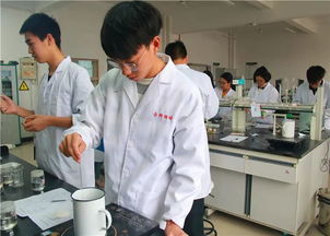 技能綻青春 農(nóng)學(xué)院舉辦“第三屆專業(yè)技能競(jìng)賽節(jié)·植物組織培養(yǎng)大賽”